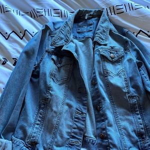 LOFT women’s light jean jacket